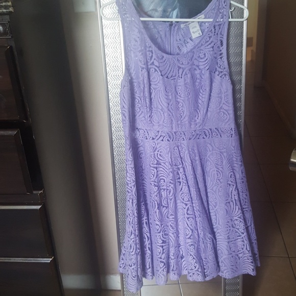 Dress - Picture 1 of 2